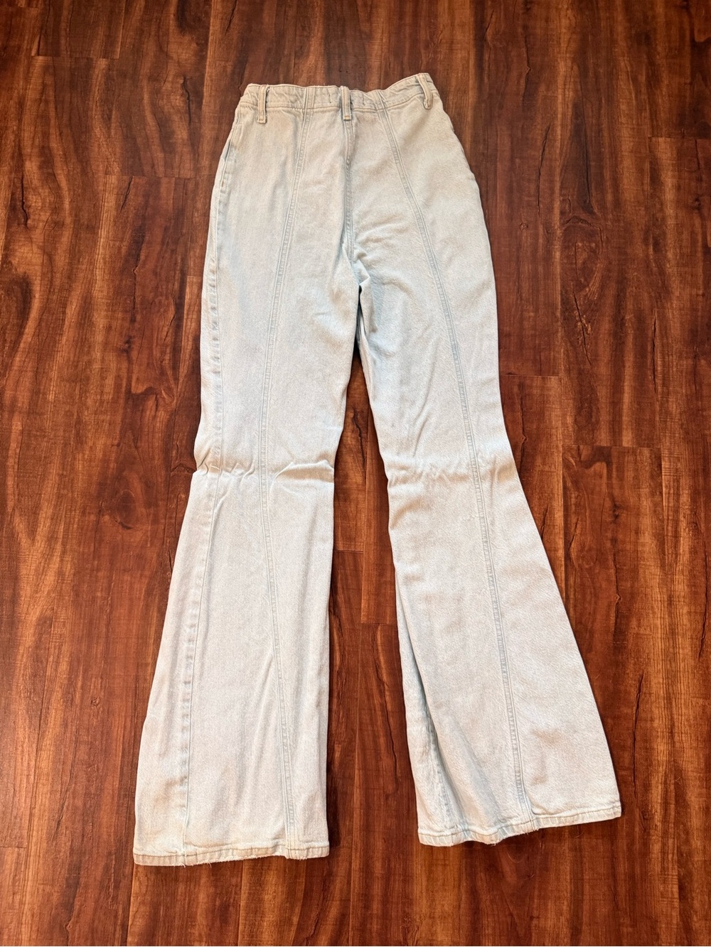 Free People High Rise Flare Jeans Light Wash 34” Inseam Size 28 - Picture 2 of 2